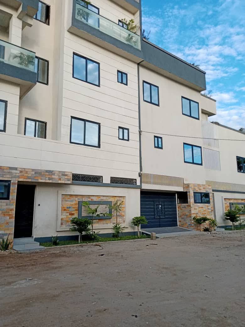 DUPLEX (R+1) &  TRIPLEX (R+2)