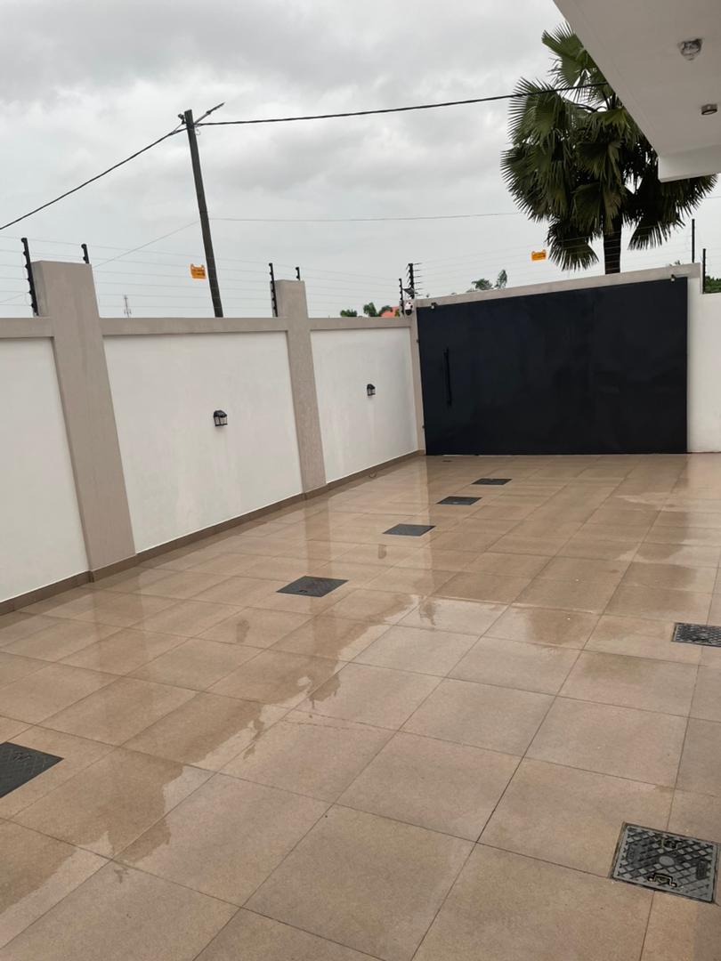 Villa R+1