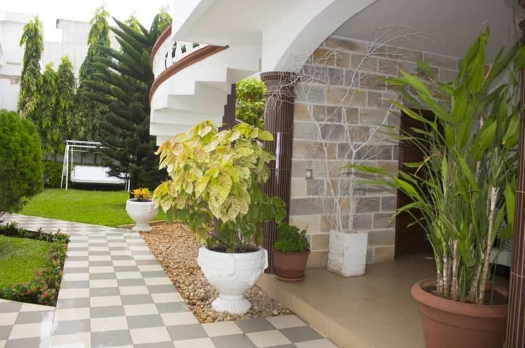 VILLA PERSONNELLE